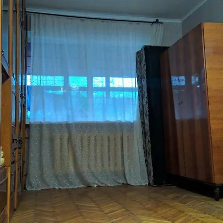 Apartment Uyutnaya Kvartira Na Srednefontanskoy